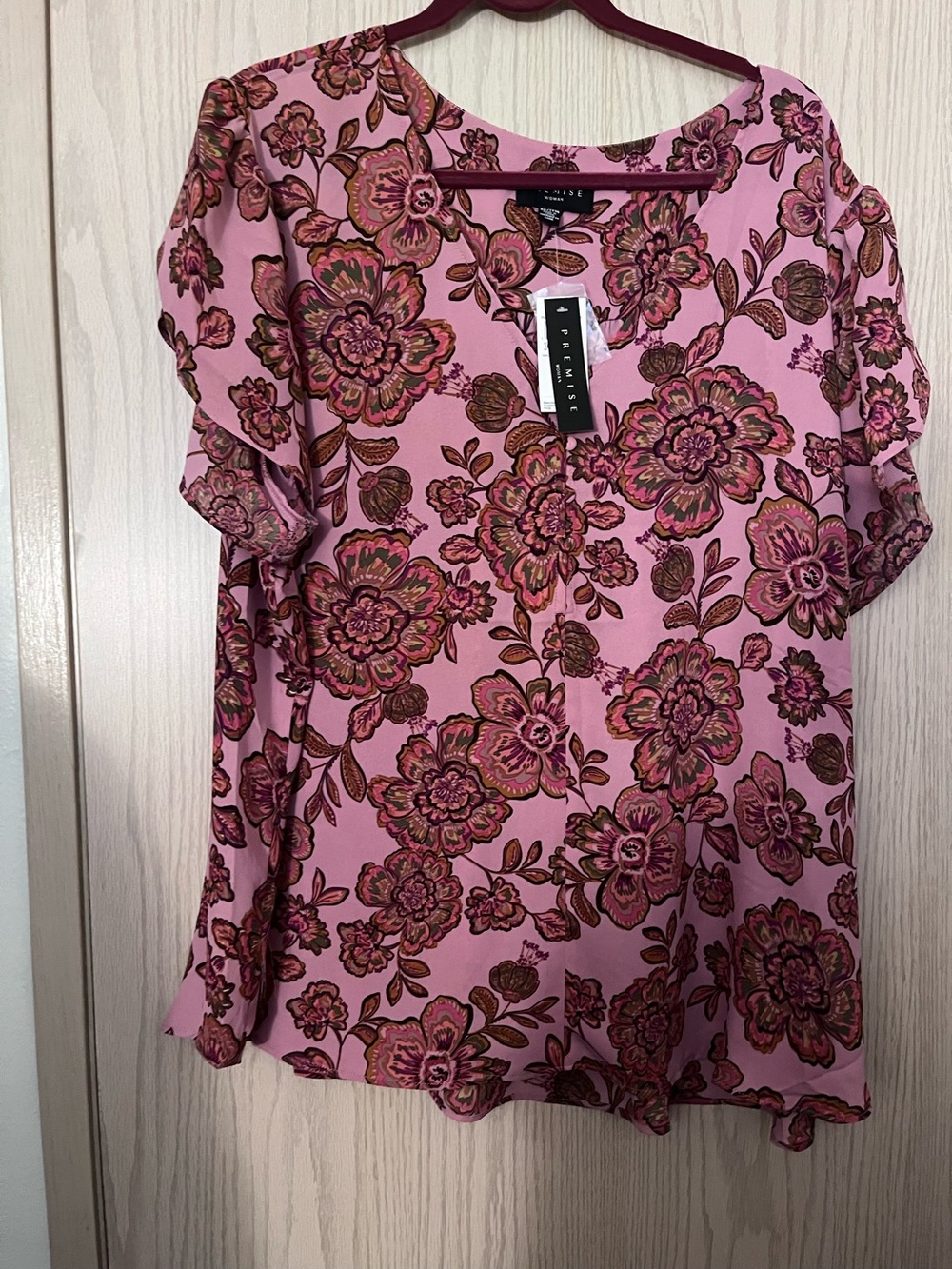 Premise Pink Floral Short-Sleeve Blouse